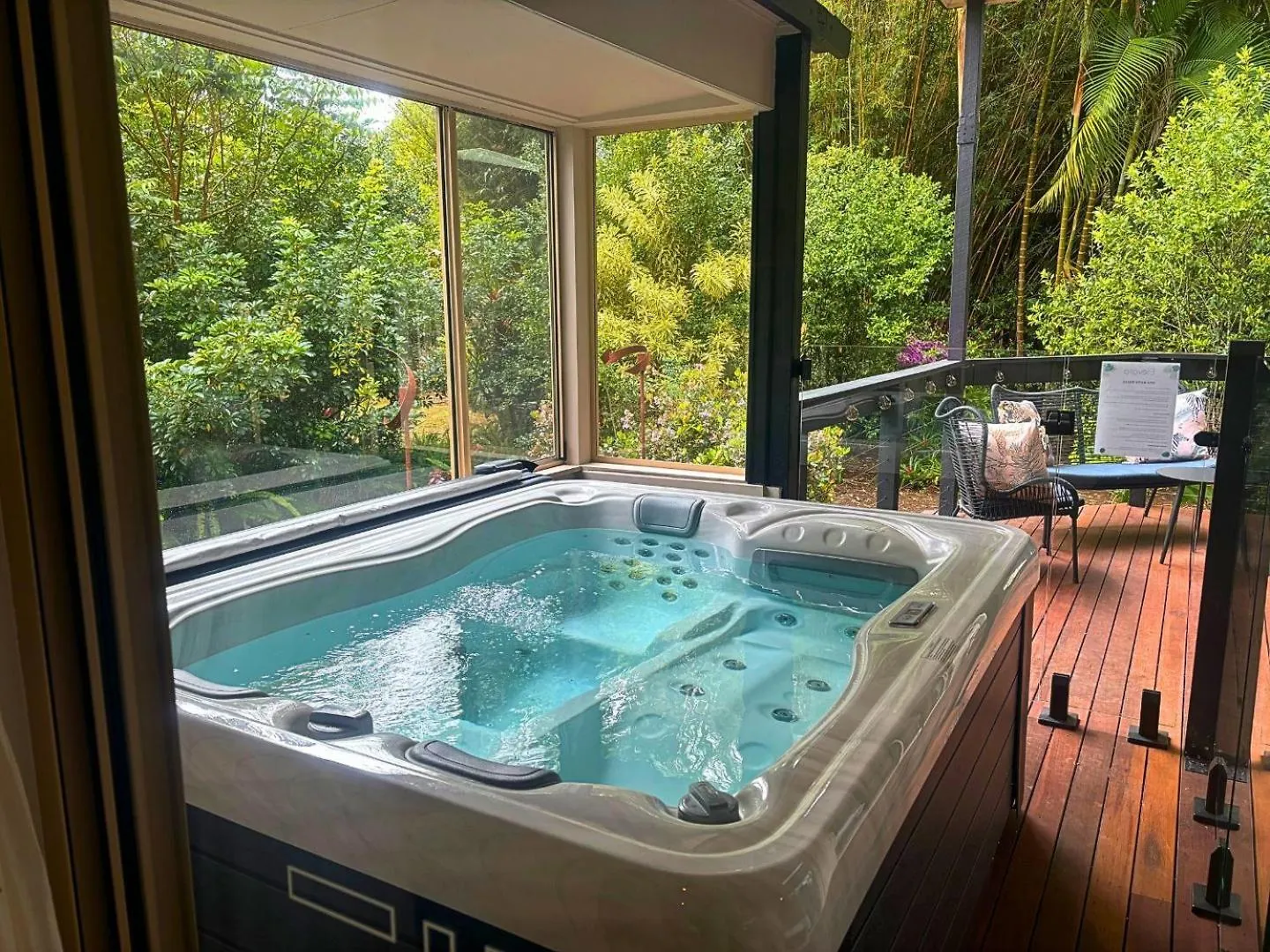 Elevata Villa Luxe Spa Jacuzzi - Wood Fire - Claw Bath - Pet Friendly location